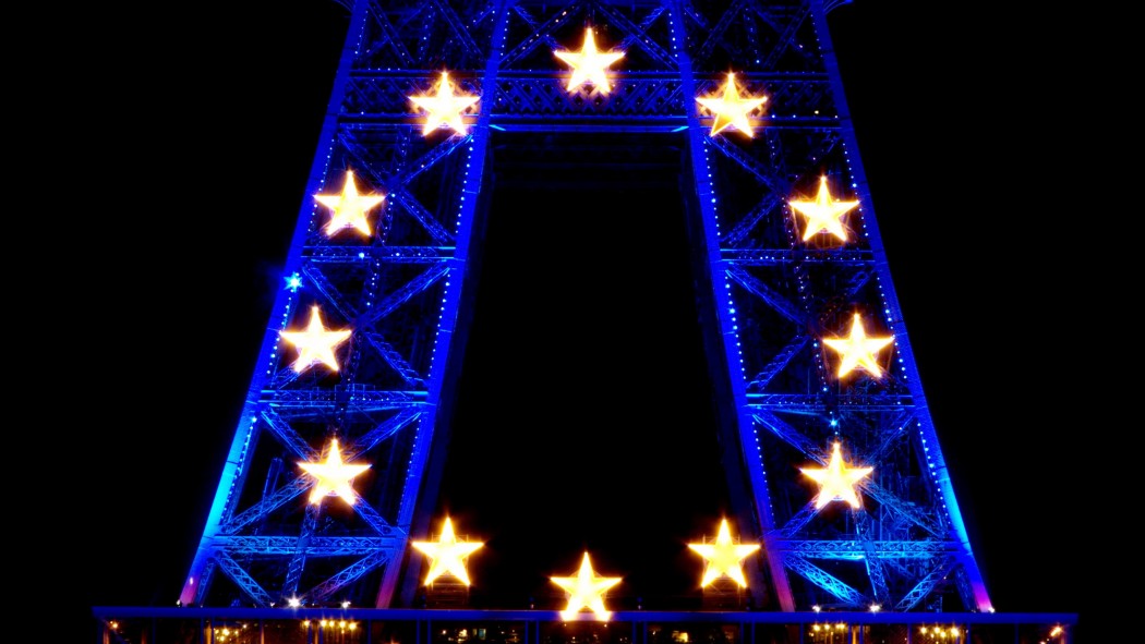 Tour Eiffel Bleue